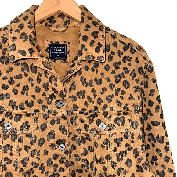 Abercrombie & Fitch Leopard Print Cropped Raw Edge Denim Jacket Size XS - Picture 4 of 12